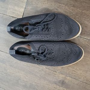 Relaxed Laced Loafer